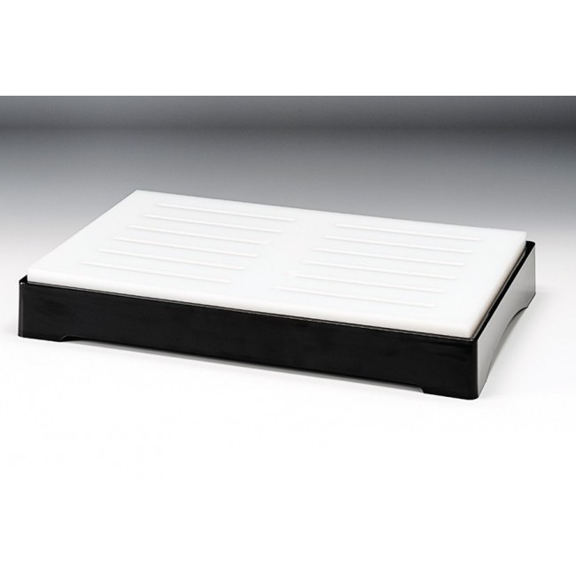 ZCP 654 – 3 POLYCARBONAT ALTLI EKMEK KESME TAHTASI 36 X 57 CM