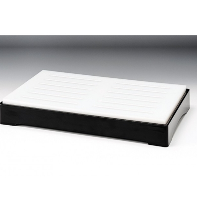 ZCP 654 – 3 POLYCARBONAT ALTLI EKMEK KESME TAHTASI 36 X 57 CM